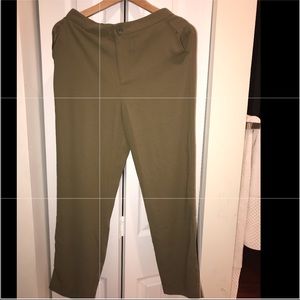 Ankle woven olive pants